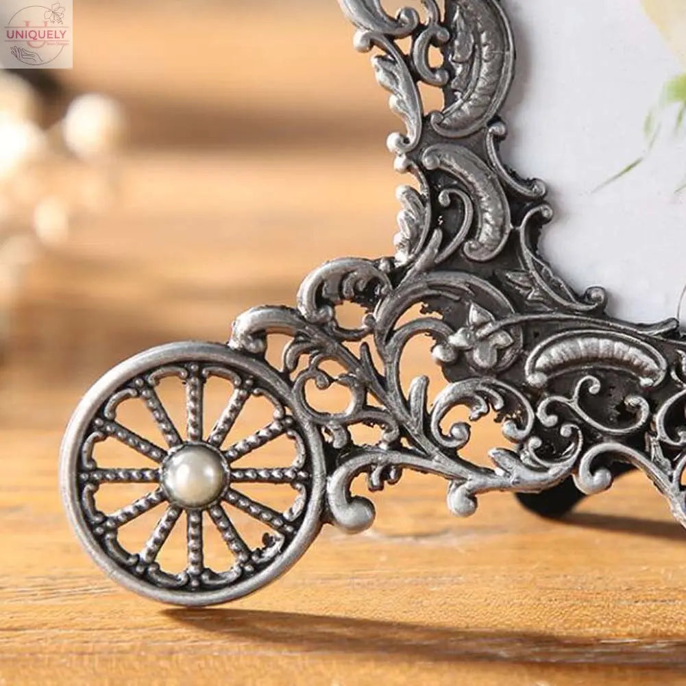 Retro 3x3 Metal Photo Frame Antique Silver Carriage Baby Photo Frame Hollow Out Carved Picture Frame Gift Home Decor Doba